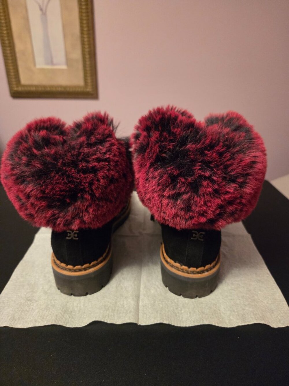Boots - Picture 5 of 6